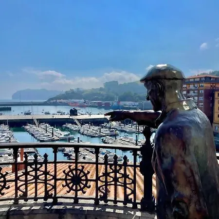 Talako Junto Al Puerto